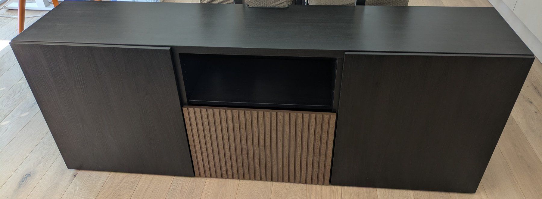 Ikea Mobili TV: IKEA BESTA Noir/Brun – Usato da Vessy venduto da Krono5