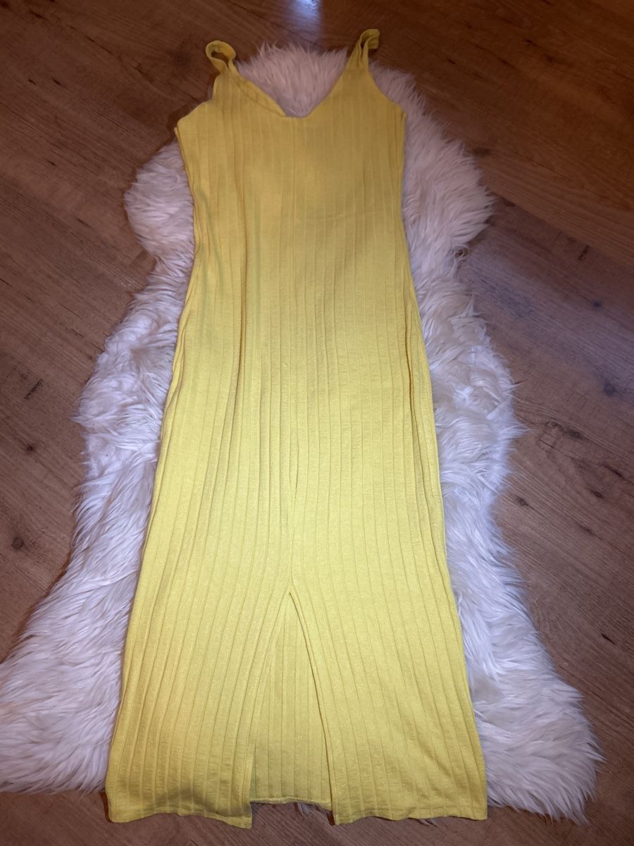 Zara Vestiti: Robe Zara – Usato da Grimisuat venduto da zay_m288 1