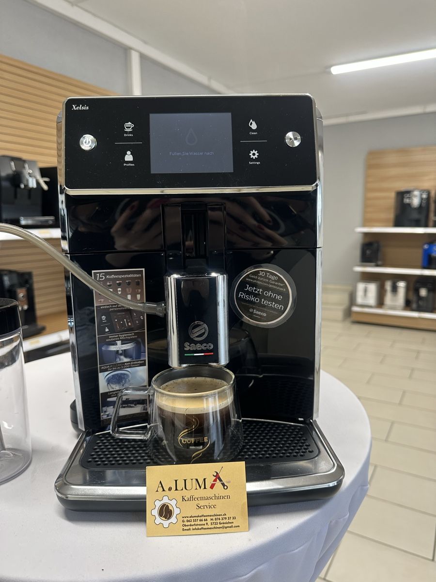 Saeco Macchine per caffè & Macchine per espresso: SAECO XELSIS – Usato da Gränichen venduto da Luma.KaffeeMaschinen 6