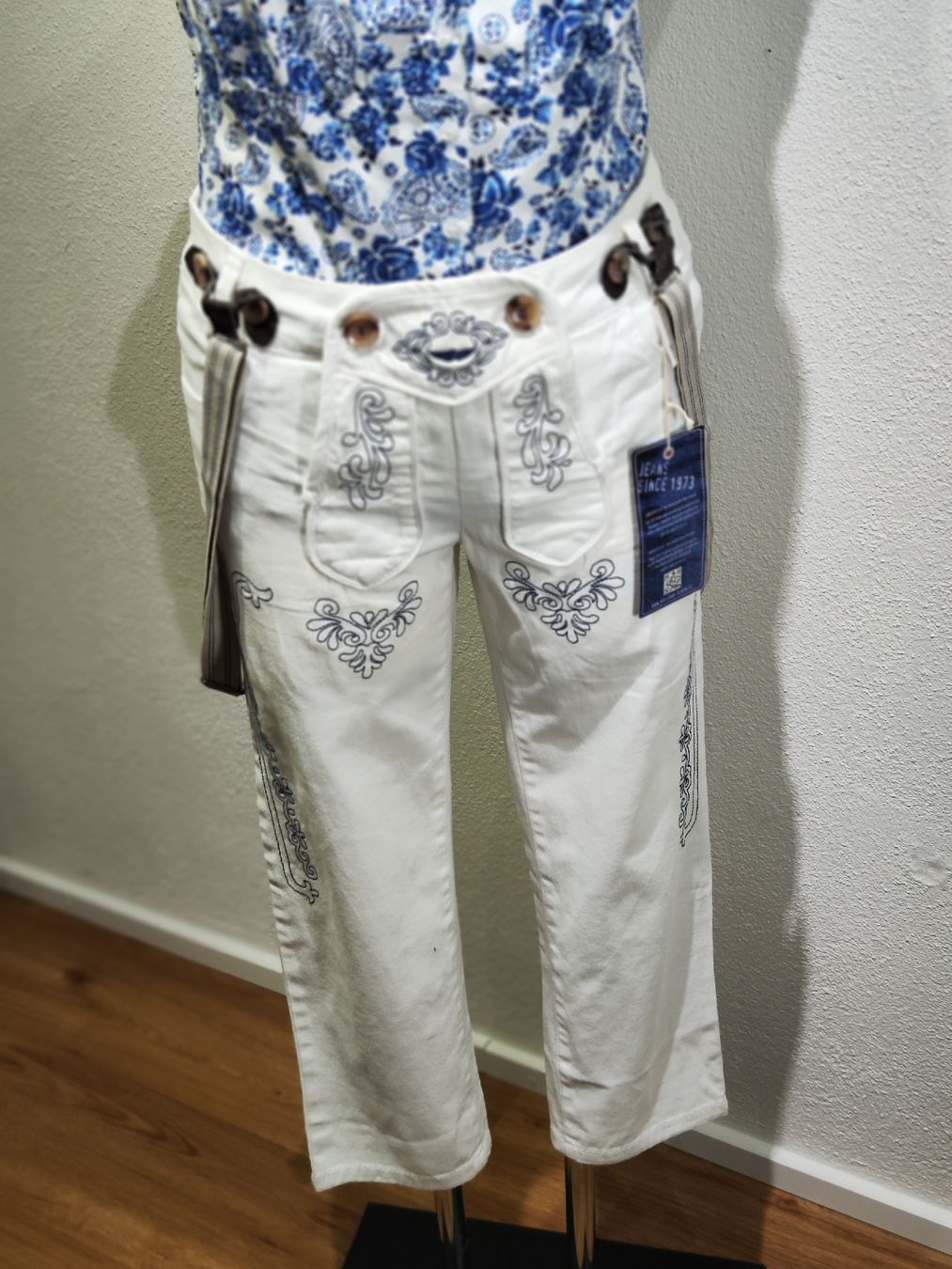 Moser Camicette: Trachtenbluse von h.moser, Gr. 38/40 - NEU – Nuovo (secondo la descrizione) da Dussnang venduto da Rosenfee50 6