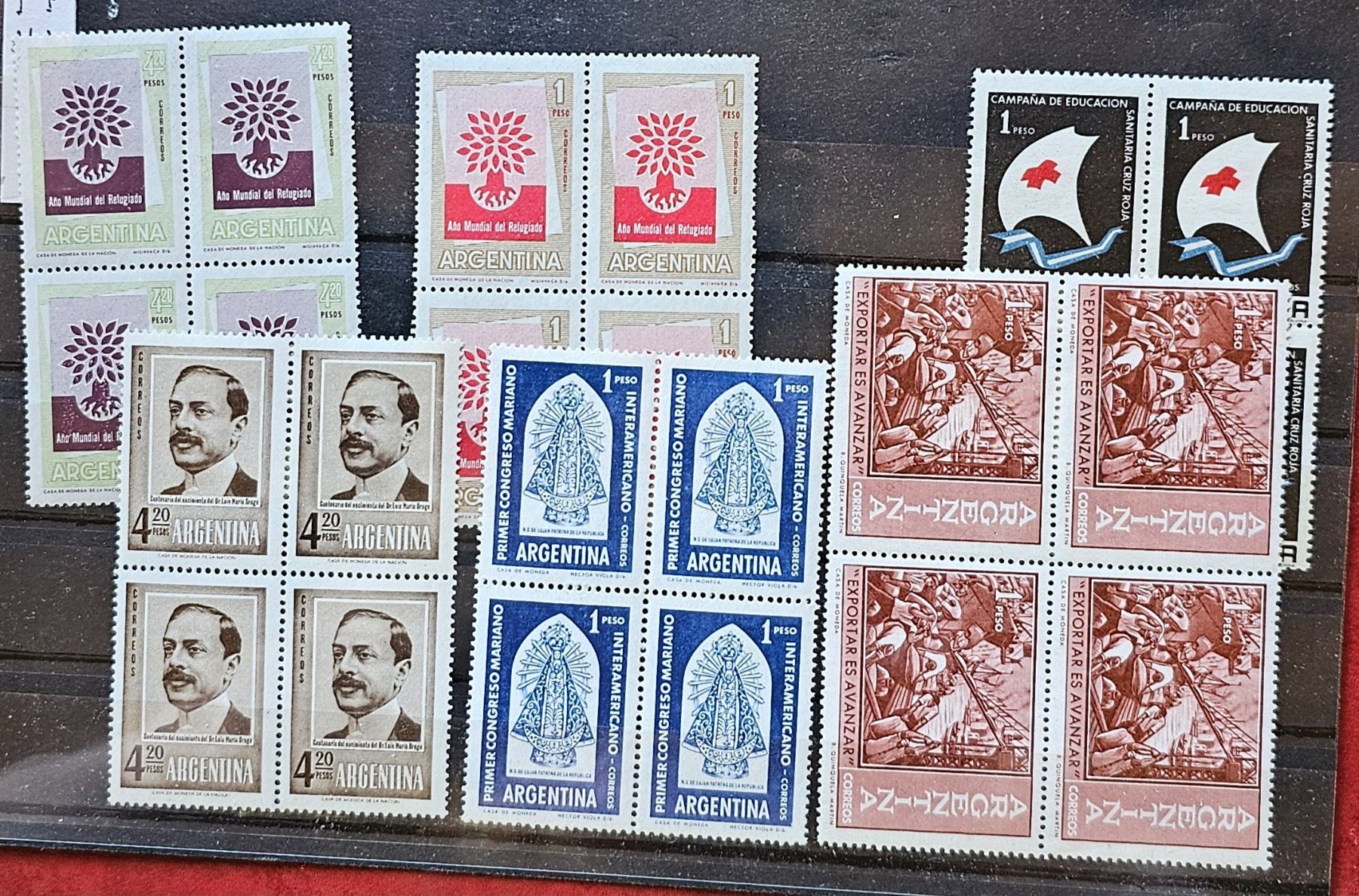 Tutti i francobolli: ARGENTINIEN - 4er-Bl. **, ~1960 – Nuovo (secondo la descrizione) da Les Valettes venduto da Nuba1