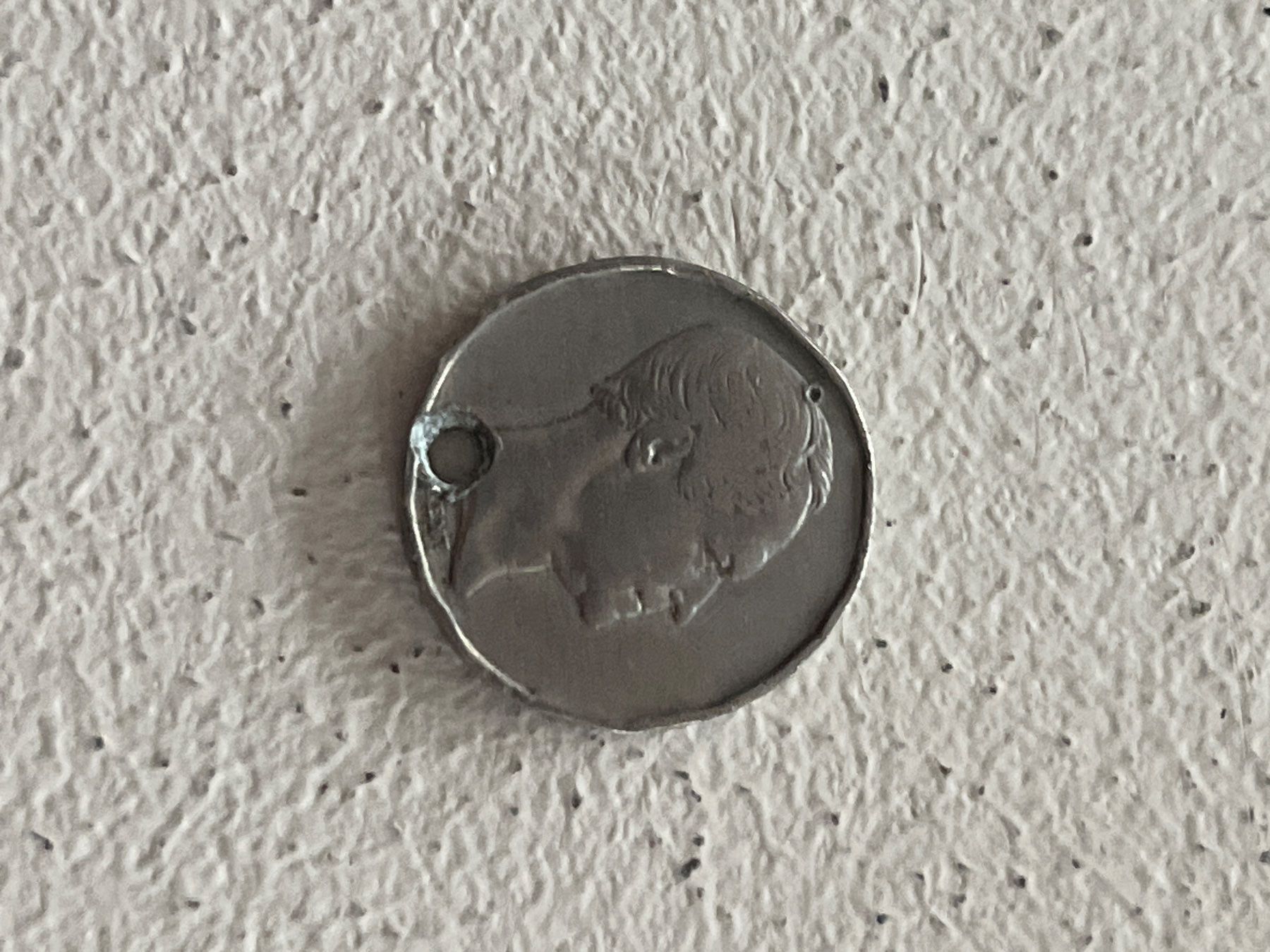 Medaglie: Medaille mit Loch-Löwe-Kopf – Usato da Chiasso venduto da AzenYa 1