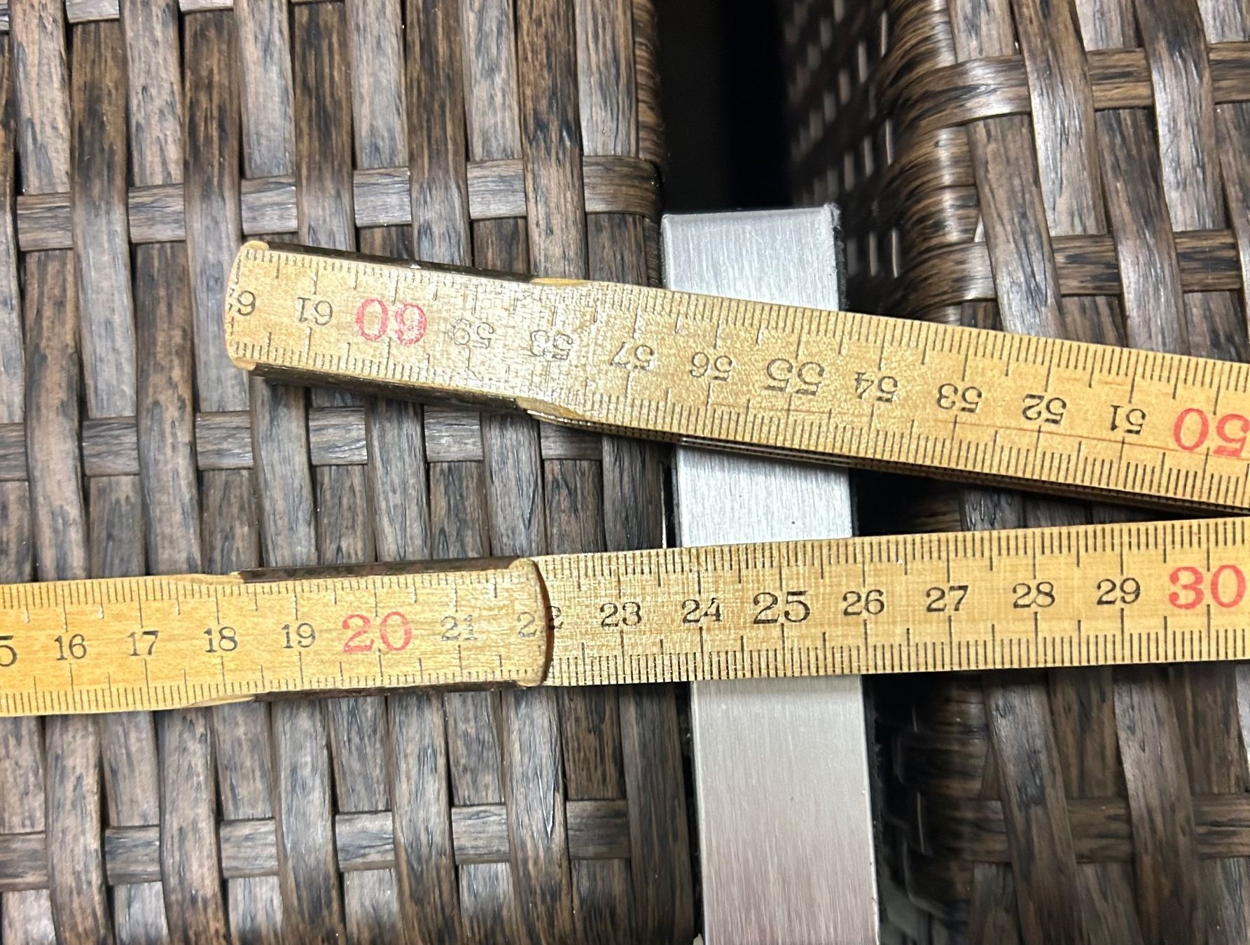 Hocker: 1 Ratan Hocker mit kiesen – Gebraucht aus Oberrüti von SussiundStrolch 2