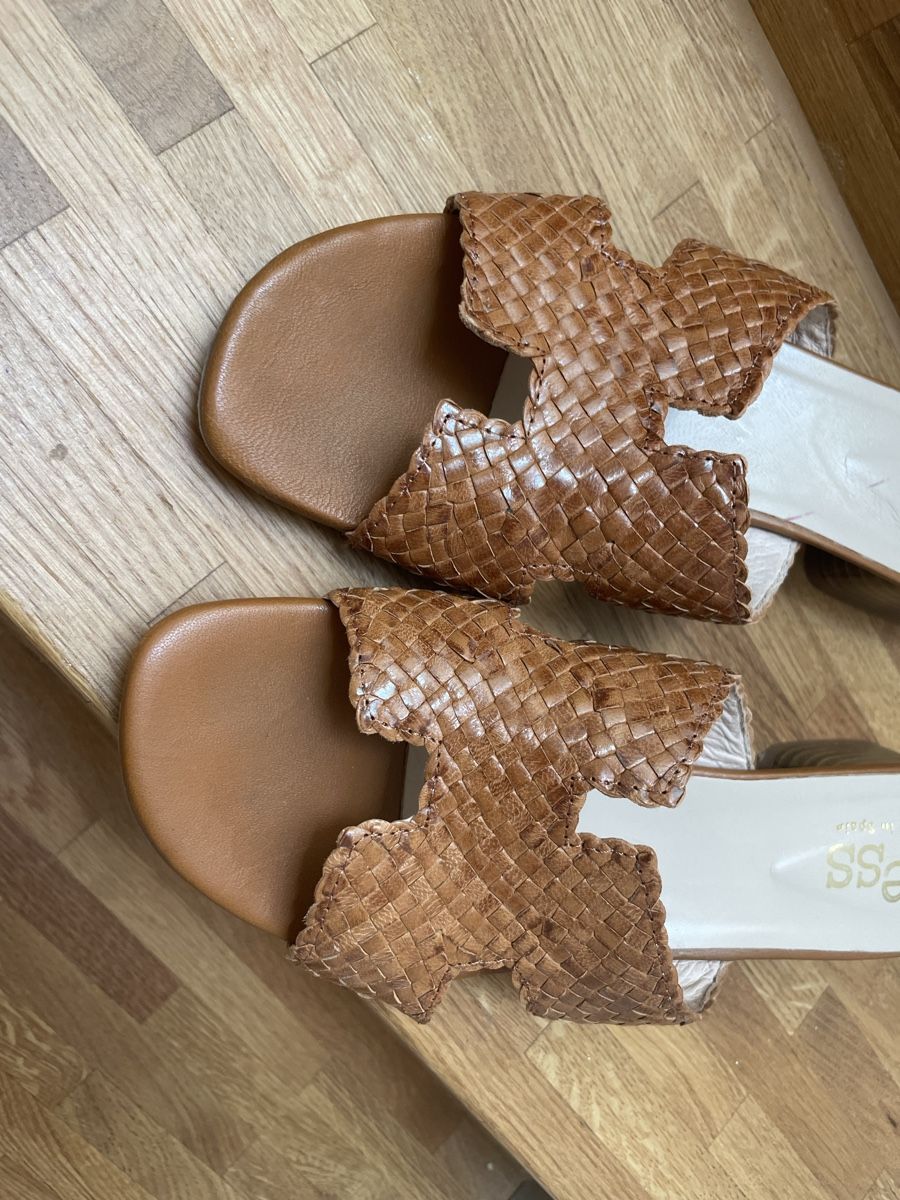 Damenschuhe: Kess Leder Sandalen Gr. 41 – Neu (gemäss Beschreibung) aus Zürich von Mary233 3