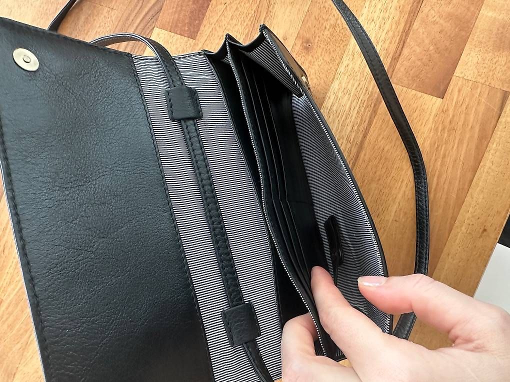 Borse da donna: Lost & Found Mini Tasche Plus schwarz – Usato da Zürich venduto da domeldidom 3