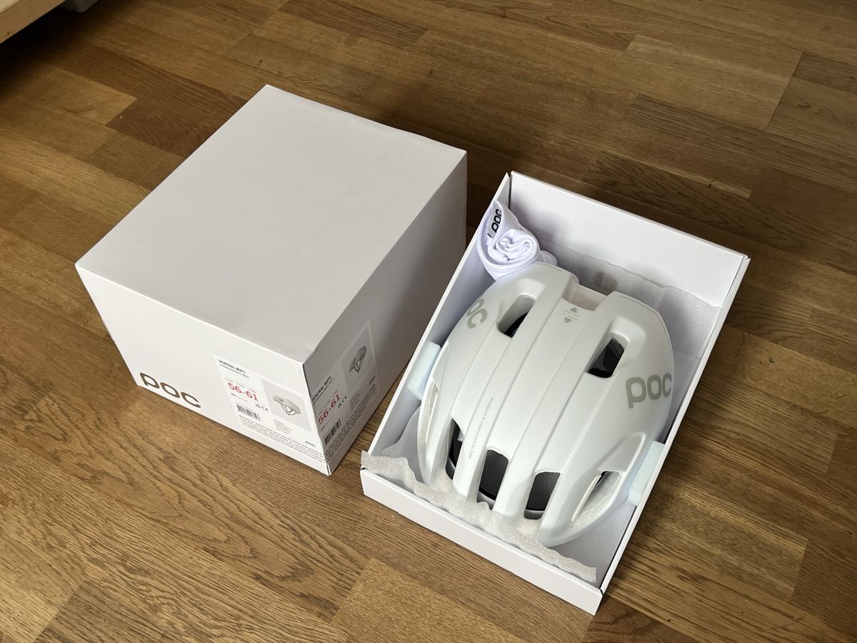 Poc Caschi: POC VENTRAL MIPS HELMET - HYDROGEN WHITE – Nuovo e nell'imballaggio originale da Basel venduto da lad_l6mr