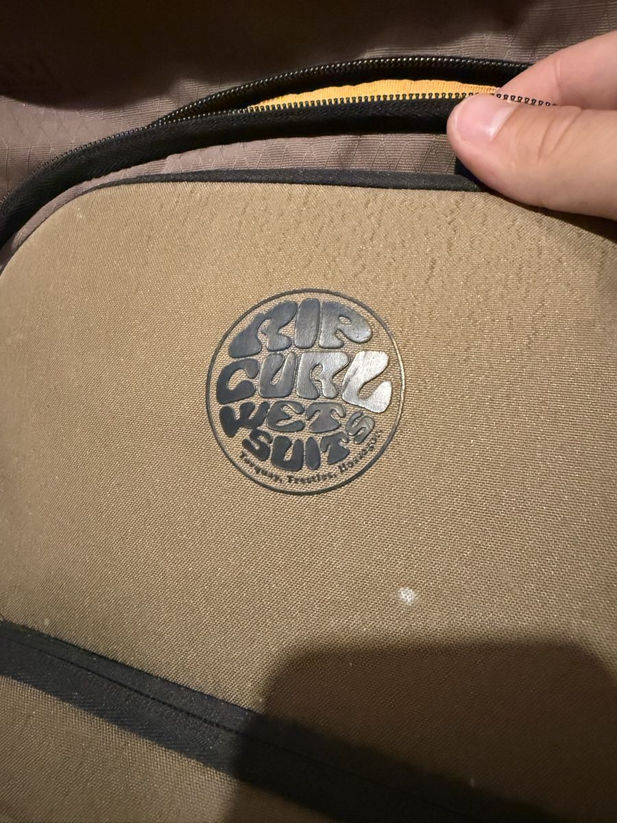 Zaini: Rip Curl Rucksack braun mit Rollverschluss gebraucht – Usato da näfels venduto da skatefree