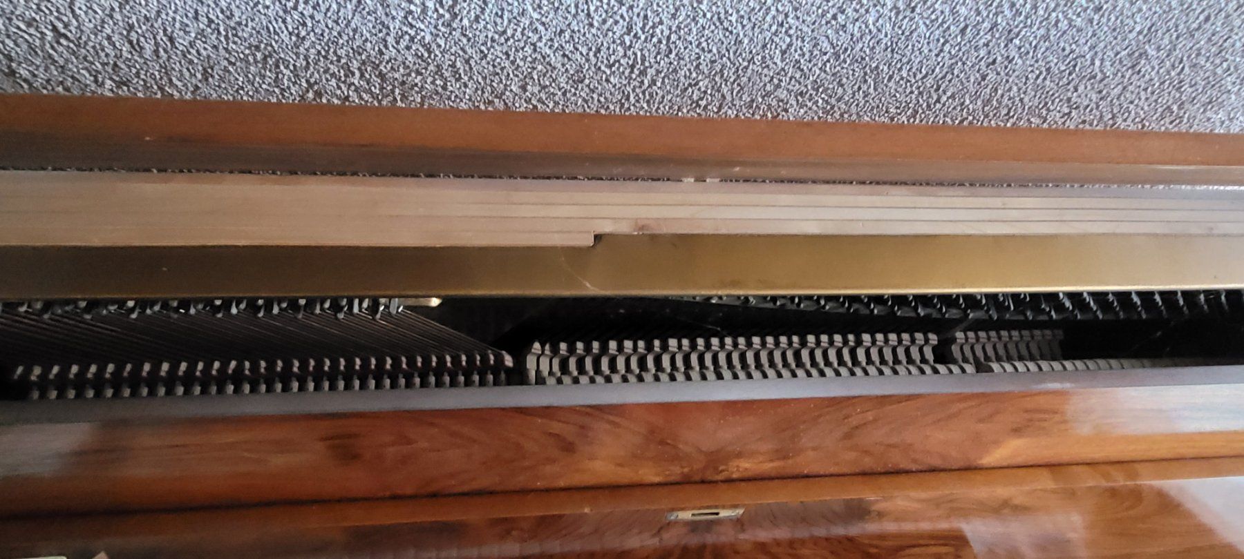 Strumenti musicali: Piano droit Rippen – Usato da Le Landeron venduto da pat_5ygm 4