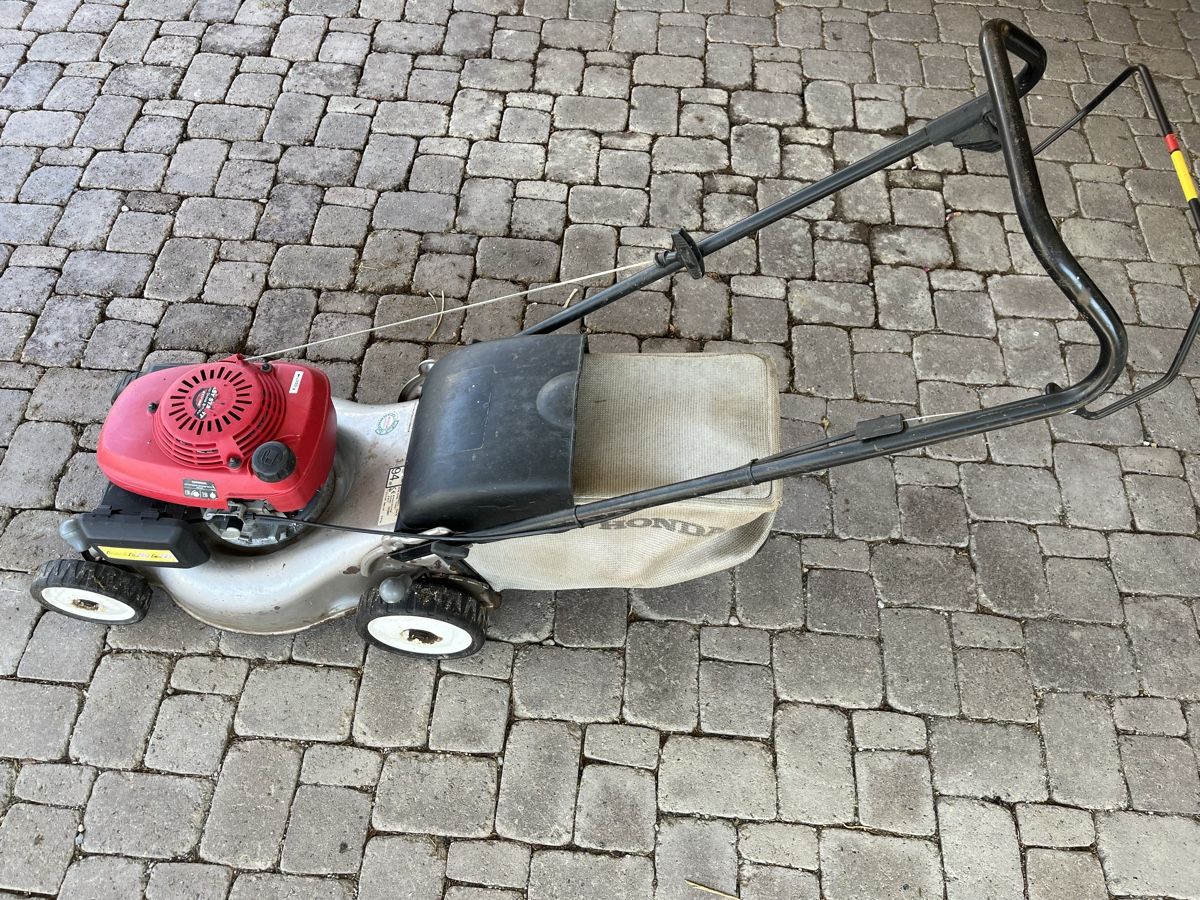 Honda Tagliaerba: Honda Rasenmäher 415 – Usato da Hermetschwil - Staffeln venduto da Juergso 2