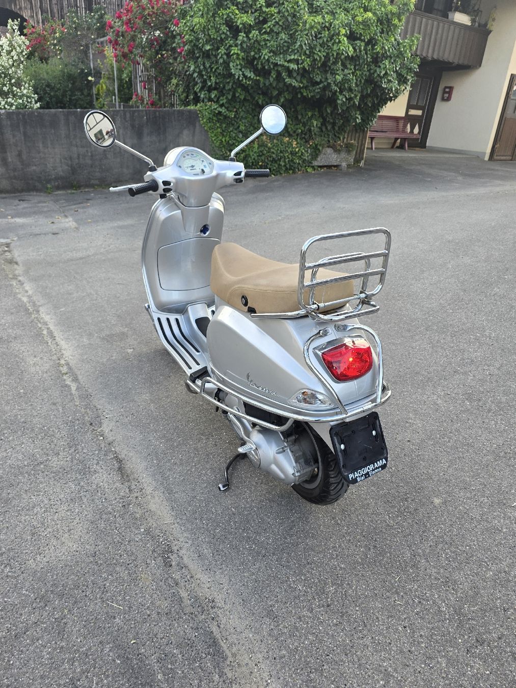 Piaggio Scooter: Piaggio Vespa LX 125 Roller mit Mfk 11.7.24 – Usato da Aarberg venduto da 2002stefan 2