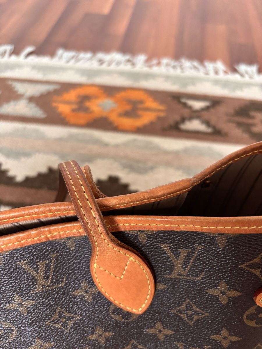 Louis Vuitton Sacs femmes: Louis Vuitton Neverfull MM Monogram – D'occasion à Wallisellen par littlesnail 2