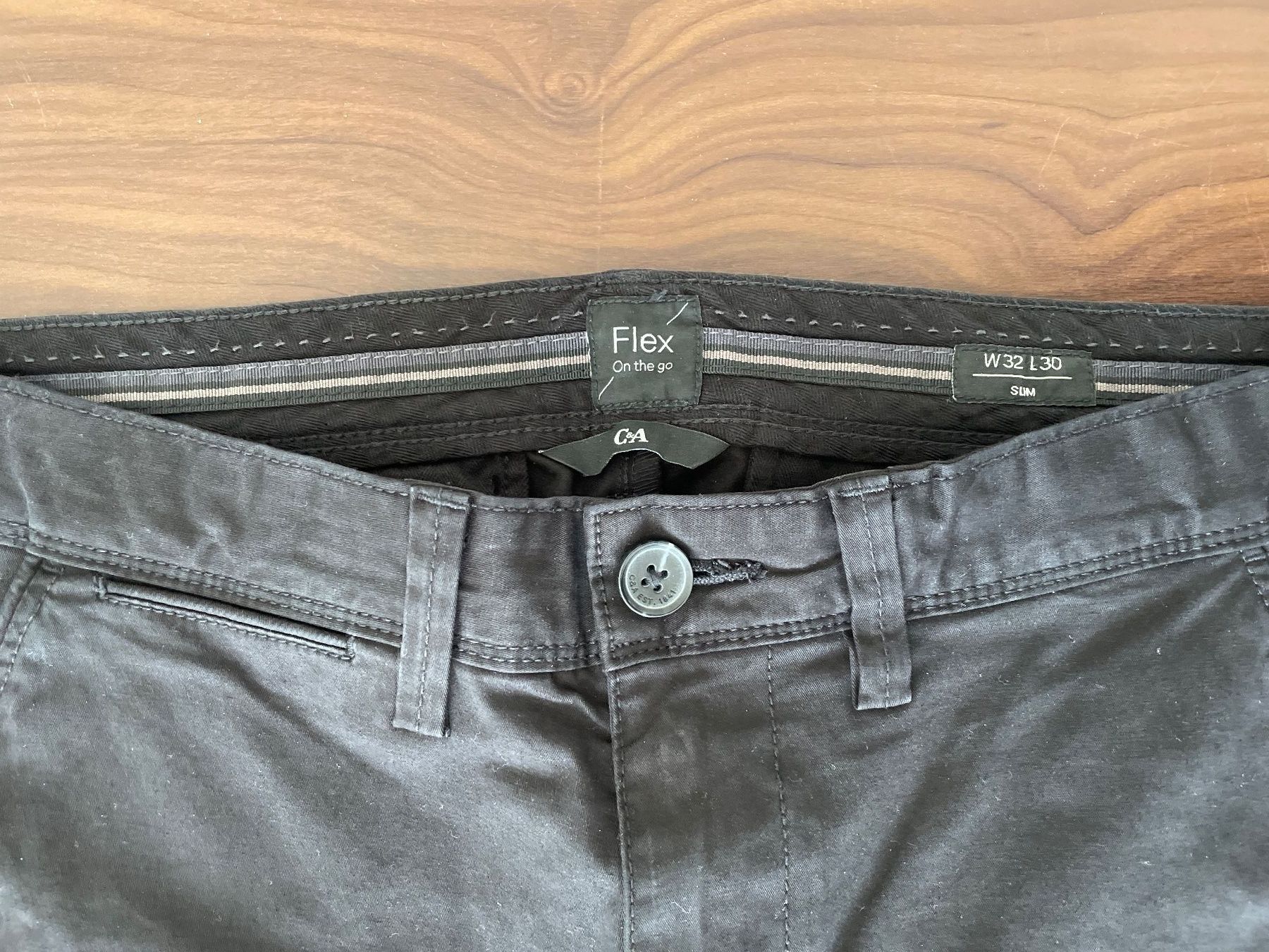 Pantaloni: Hosen C&A - W32/L30 - Schwarz – Usato da Tuggen venduto da Dex8055 1
