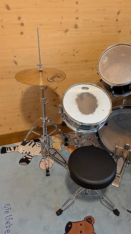 Strumenti musicali: Schlagzeug – Usato da Lungern venduto da Sonne0813 2