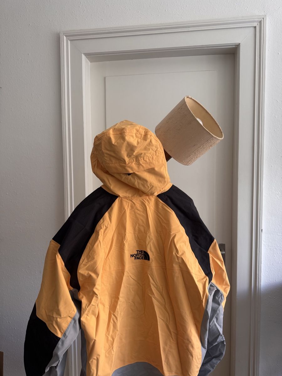 North Face Giacche: The North Face Rain Jacket, Orange, Size Large – Usato da Uitikon Waldegg venduto da sirwatergold 1