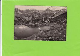 Trübsee-Sesselbahn mit Hahnen