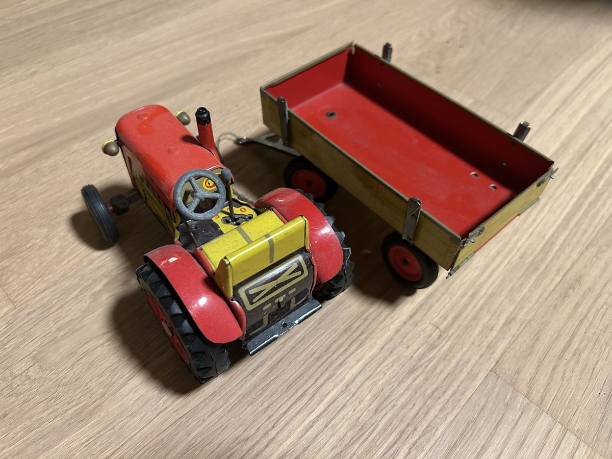 Kit di modellismo & Modellini statici: Blechtraktor – Difettoso da Schlieren venduto da AA92 2