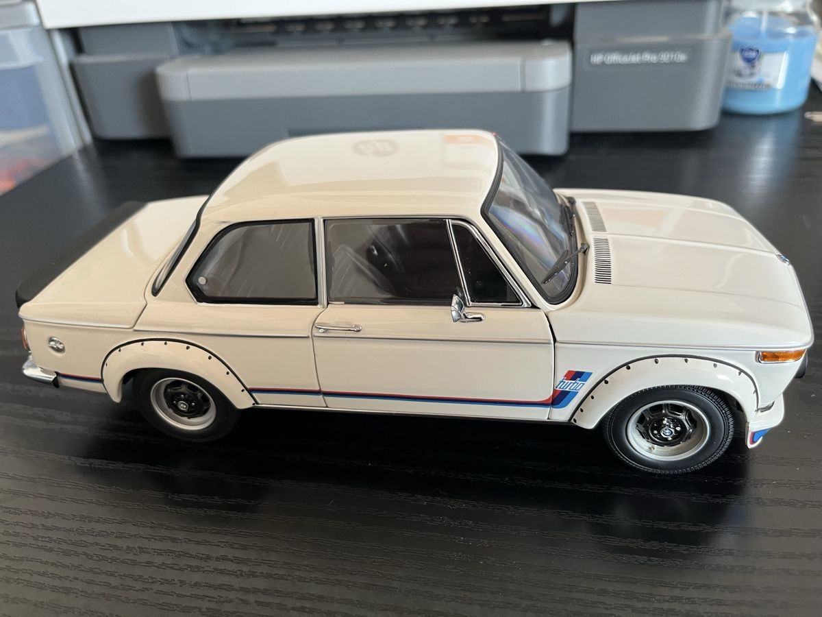 BMW Modellini d'auto: BMW 2002 Turbo. 1:18 Kyosho – Usato da Rümlang venduto da Papamoll4 6