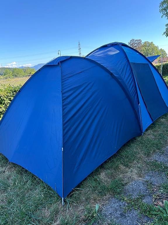 Tentes: 4 Pers.Zelt mit Schlafkabine – D'occasion à Hünenberg par fgg_v79c 2