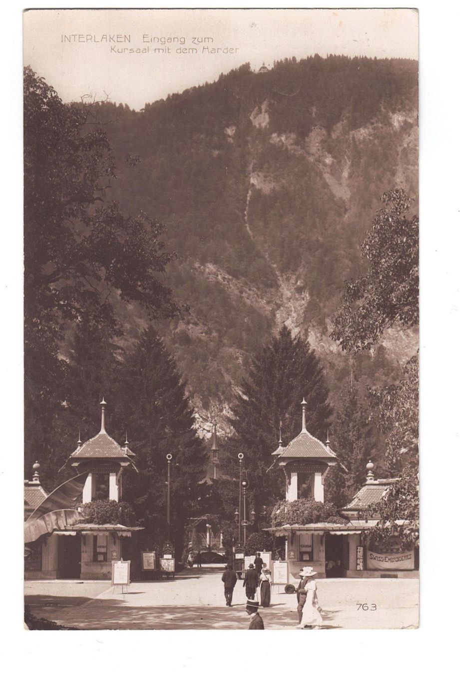 Cartoline postali: Ansichtskarte Interlaken Eingang Kurssaal mit Harder – Usato da Büetigen venduto da philat