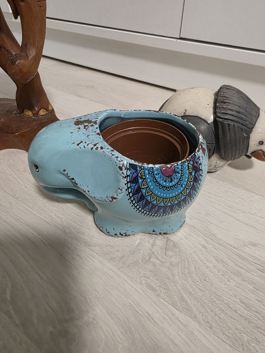 Statuette: Deko Elefanten-Sammlung verschiedene Materialien gebraucht – Usato da Schöftland venduto da Aktion56 7