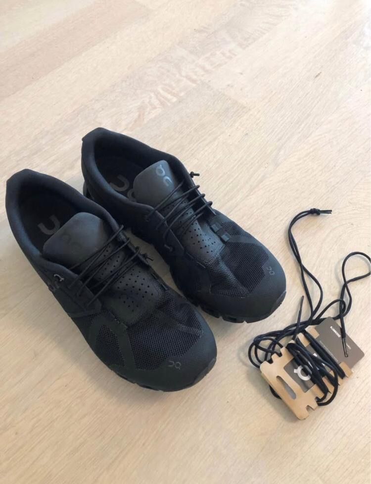 Scarpe da uomo: On running shoes- Cloud 5 – Nuovo (secondo la descrizione) da Lausanne venduto da x_g_768c