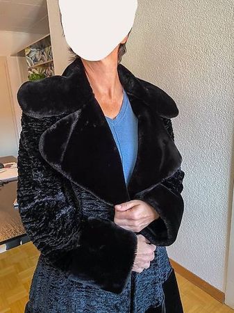 Dolce & Gabbana Mantel edel, zeitlos, luxuriös