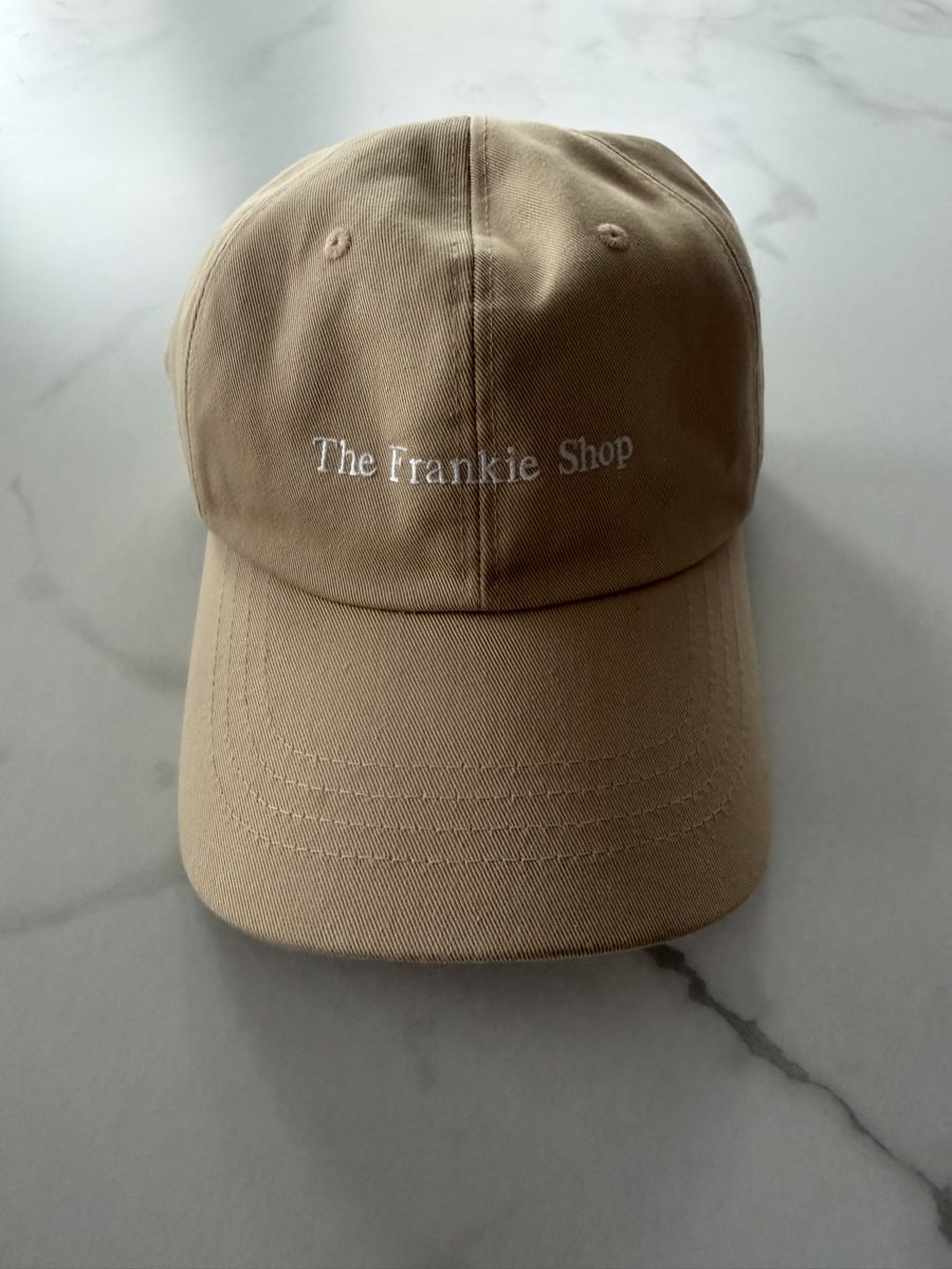 Copricapi, berretti & cappellini: Casquette The Frankie Shop – Nuovo (secondo la descrizione) da Bossonnens venduto da mina1187