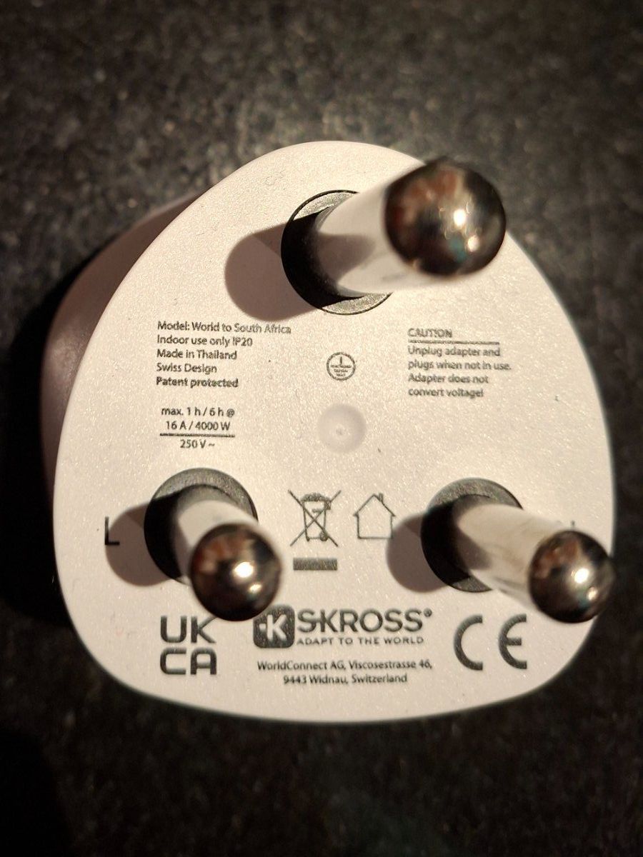 SKROSS Unità & Adattatore: Reise Adapter, Stecker – Nuovo (secondo la descrizione) da Salvenach venduto da Suppechasper 1