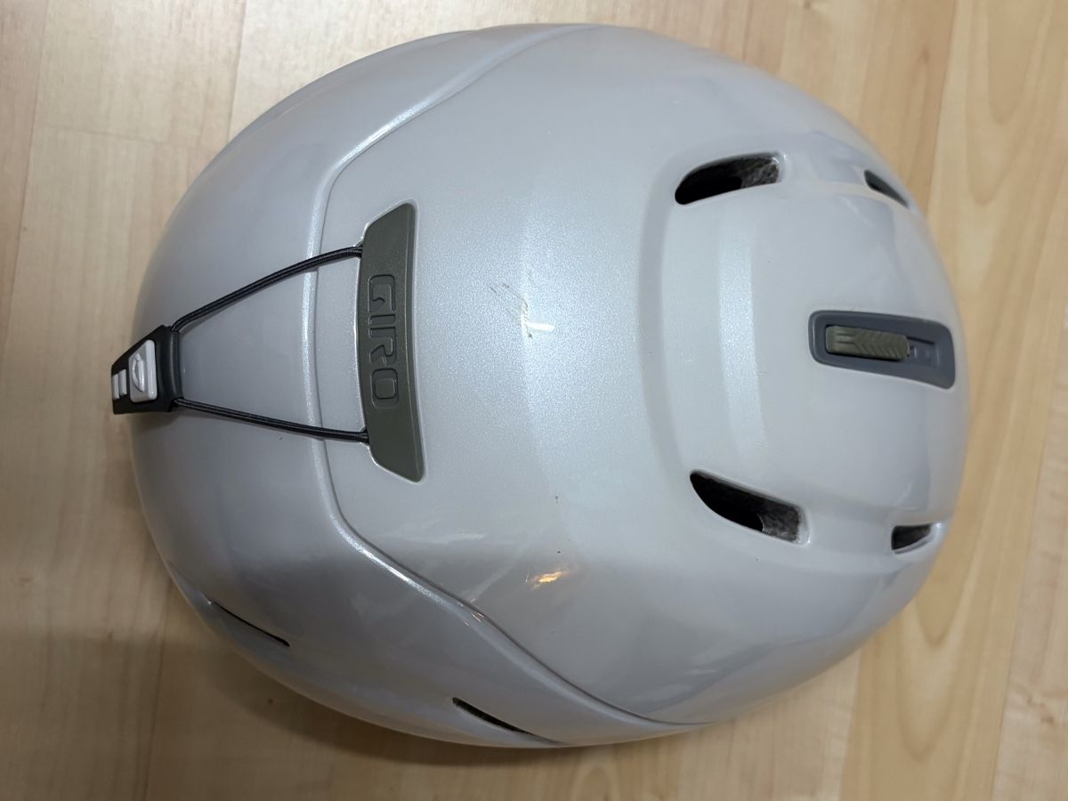 Giro Helme: Skihelm Giro M 55.5-59cm – Gebraucht aus Granges-Paccot von LWaeber