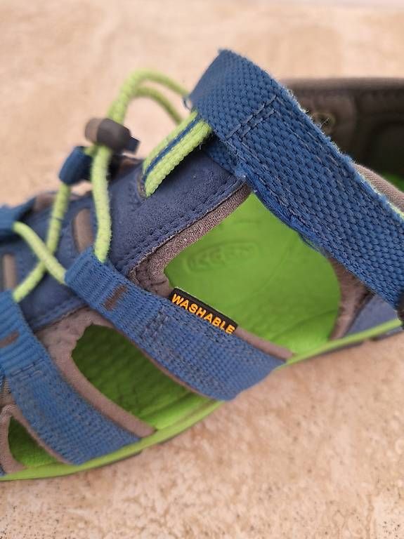 Scarpe per ragazzi: Keen Trekkingsandalen Gr. 34 – Usato da Chur venduto da weinher 1