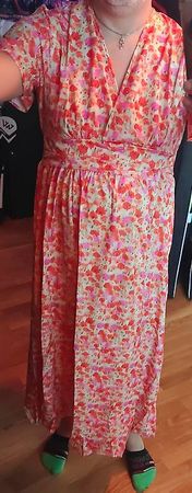 Sommerliches Maxikleid mit Blumenmuster, Grösse M