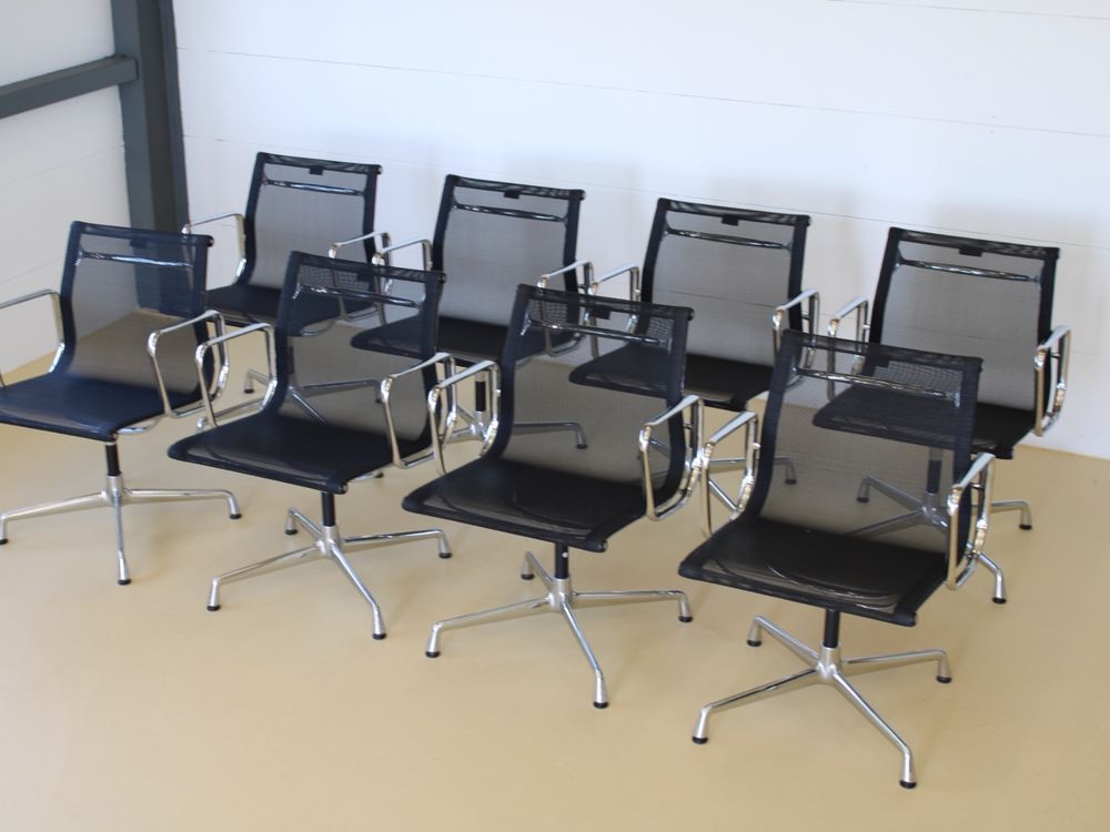 Vitra Eames Stühle EA108,  Netz schwarz 6