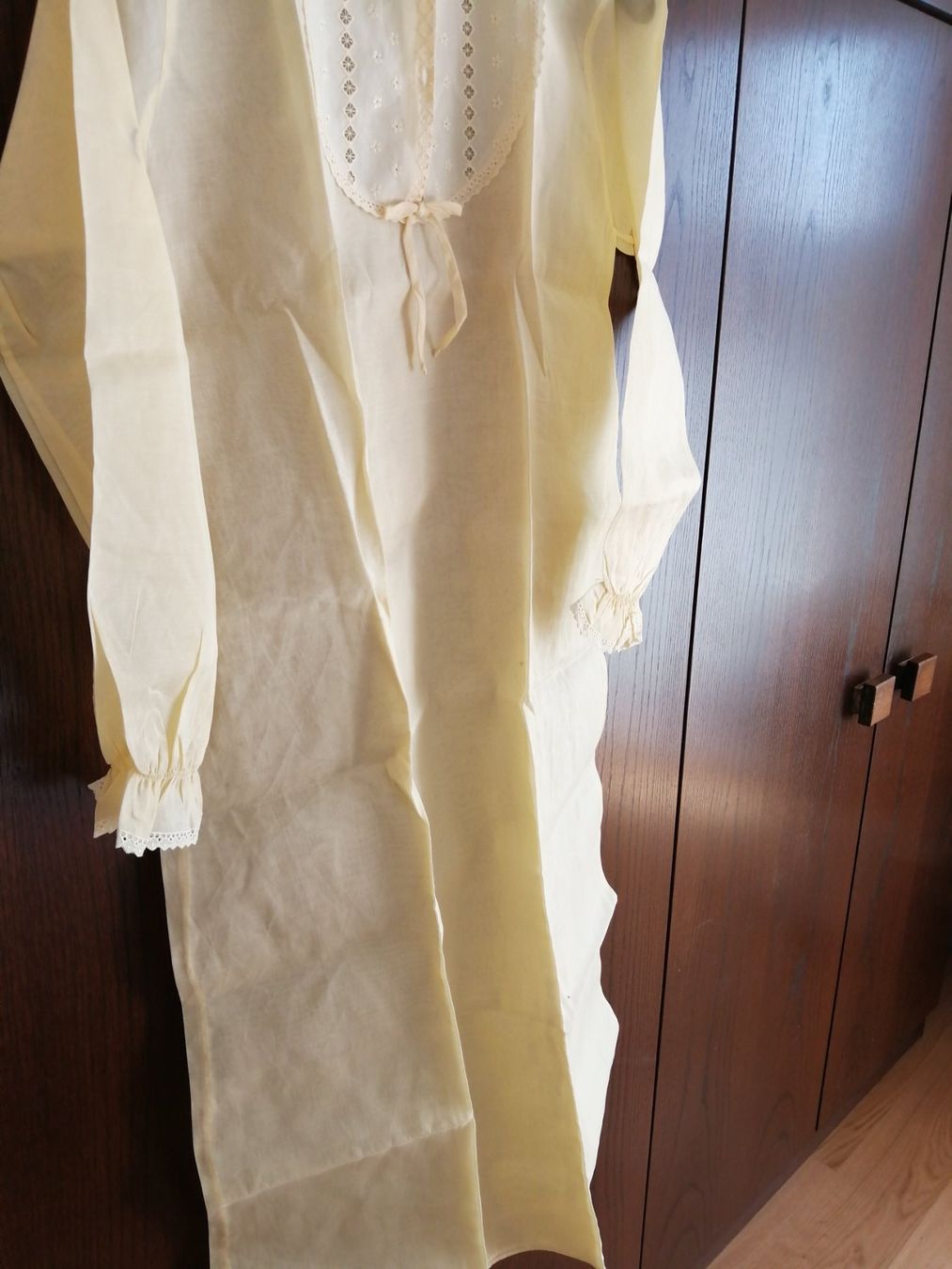 Negligees & Pyjamas: Nachthemd – Gebraucht aus Wetzikon von dan_6lrd 5