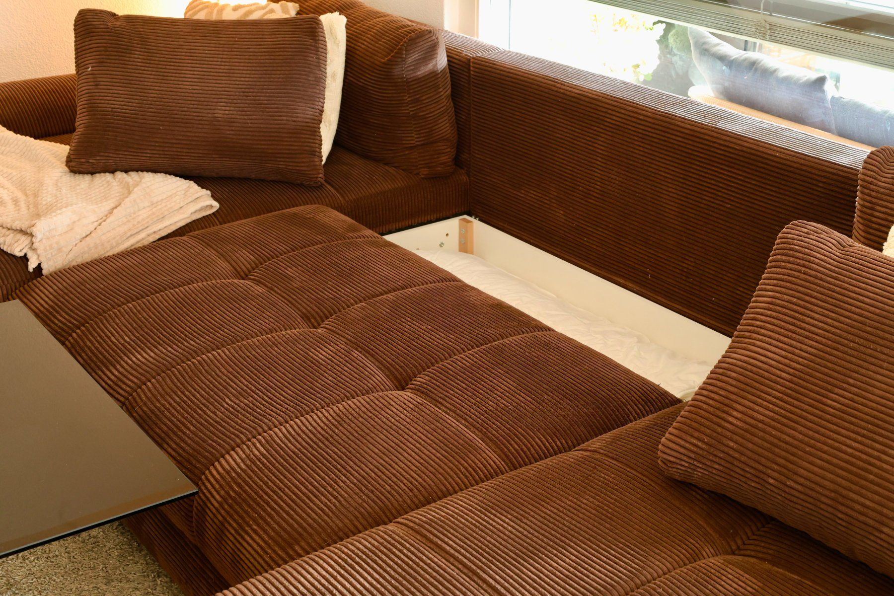 Divani: Neues Sofa zu verkaufen – Usato da Wünnewil venduto da van_jpm7 1
