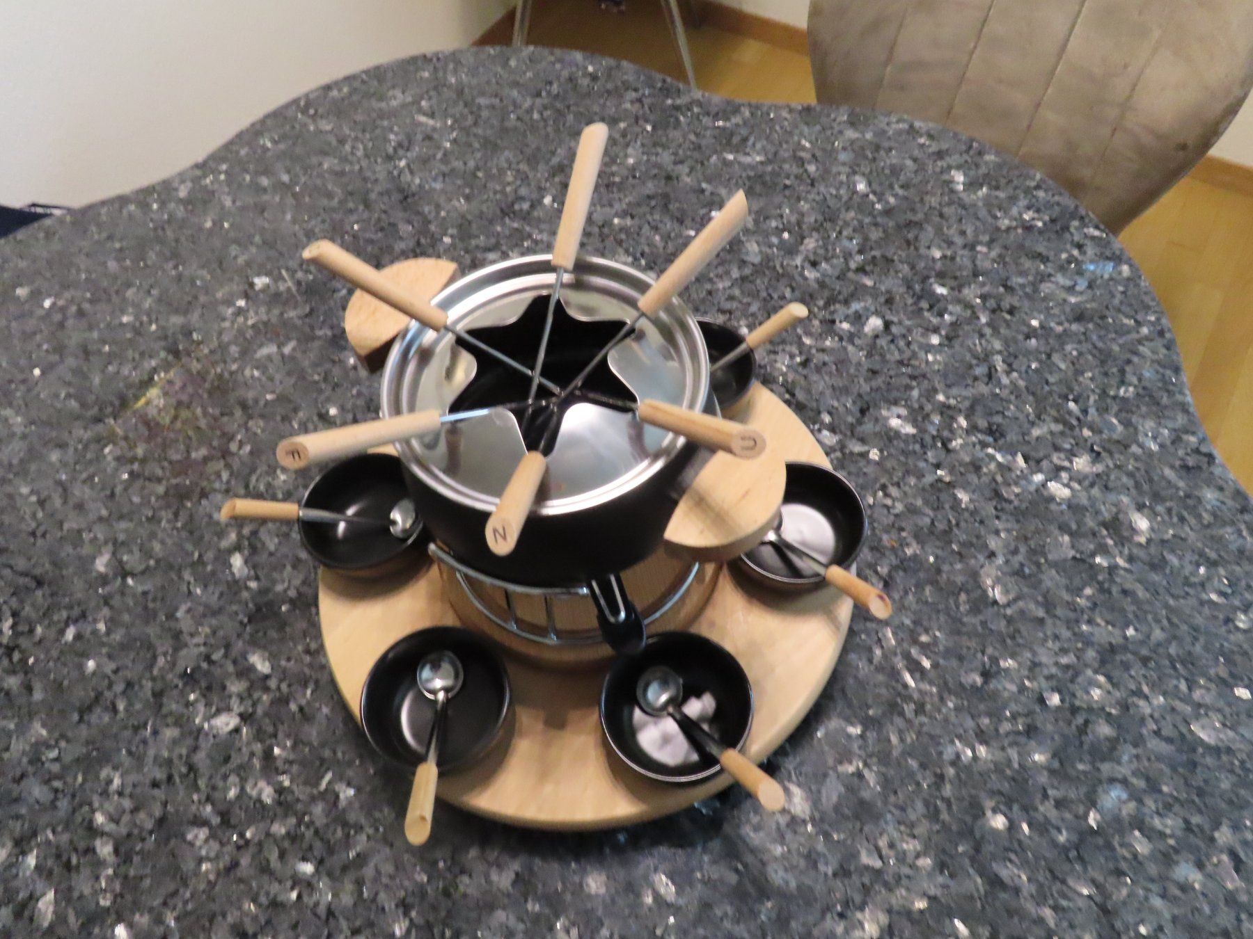 Padelle: Kela   Fleischfondue   Set 23  Fellig – Usato da Rüfenacht BE venduto da tial70