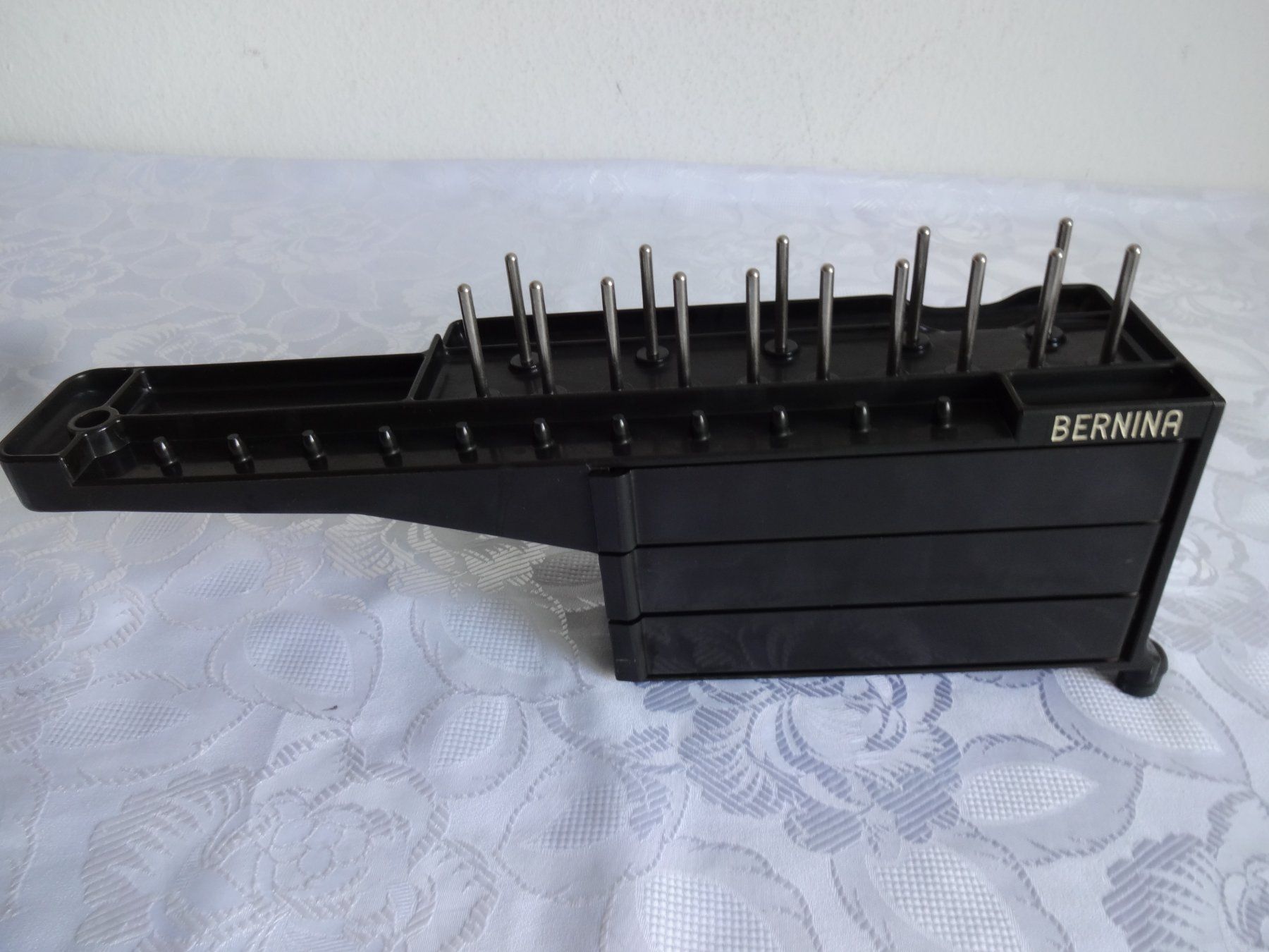 Bernina Macchine da cucire: Bernina Box mit Zubehör – Usato da Frauenfeld venduto da rey06 3
