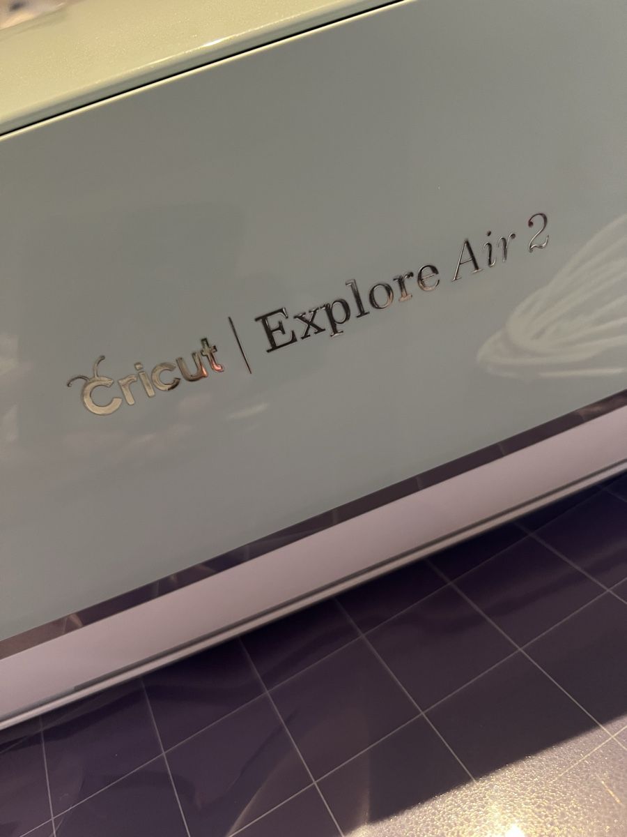 Tutte le macchine: Plotter - Cricut Explore Air 2 – Usato da Rupperswil venduto da sige82 1