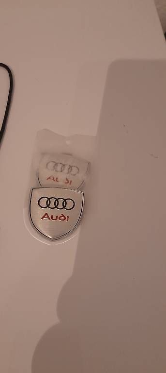 Audi Tutti pezzi di ricambio auto: Audi Accessoire – Nuovo e nell'imballaggio originale da Cham venduto da vento9 1