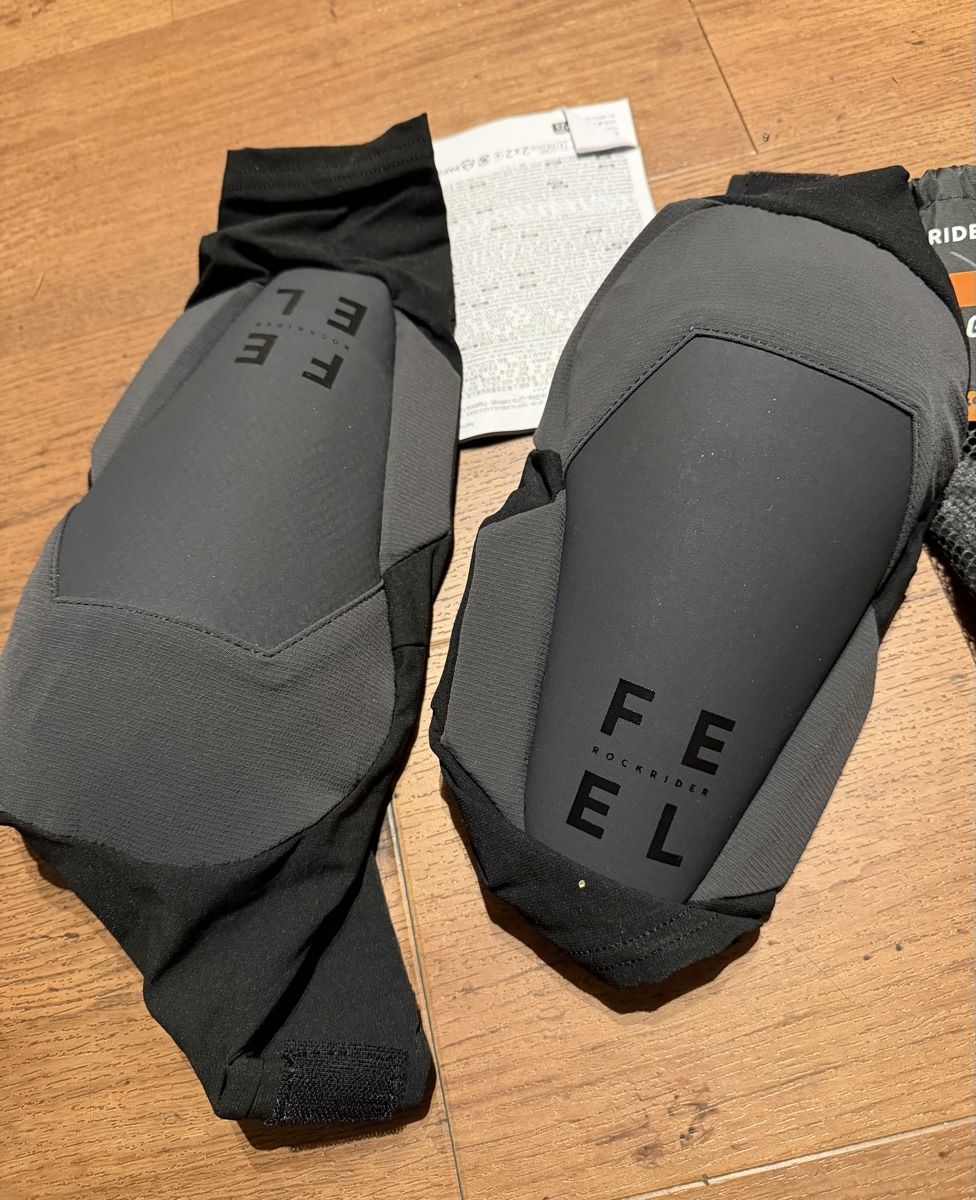 Decathlon Protezioni & Imbottiture: Knie- und Schienbeinschoner – Nuovo e nell'imballaggio originale da Dietlikon venduto da Fluschi 4