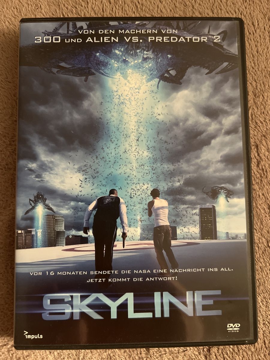 Tutti i DVDs: Skyline (2010) - DVD – Usato da Oberengstringen venduto da Rogi9698