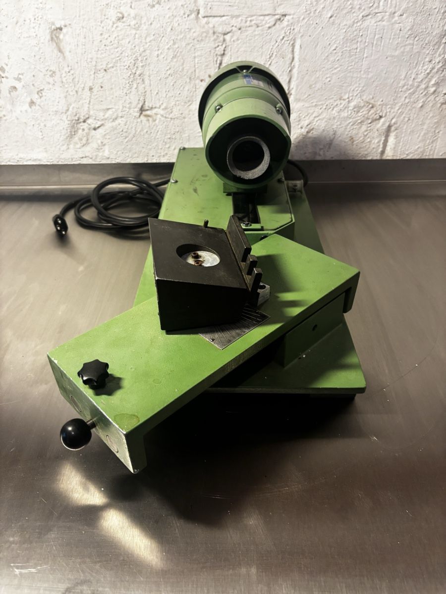 Tutte le macchine: Bohrerschlaifmaschine – Usato da Schaffhausen venduto da sim_wc2z 1