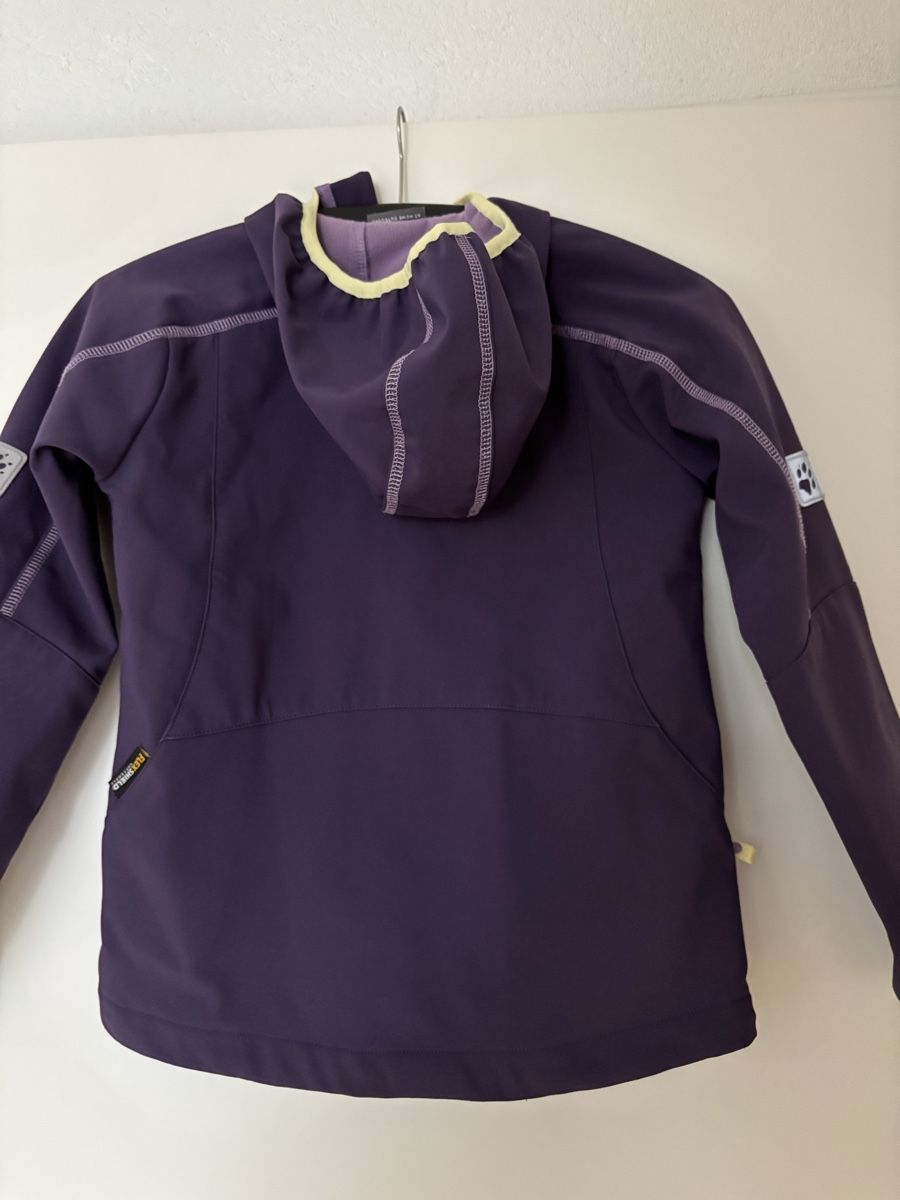 Jack Wolfskin Giacche & Cappotti: Softshell Jacke Grösse 140 (Jack Wolfskin) – Usato da Niederwangen b. Bern venduto da muidop 2