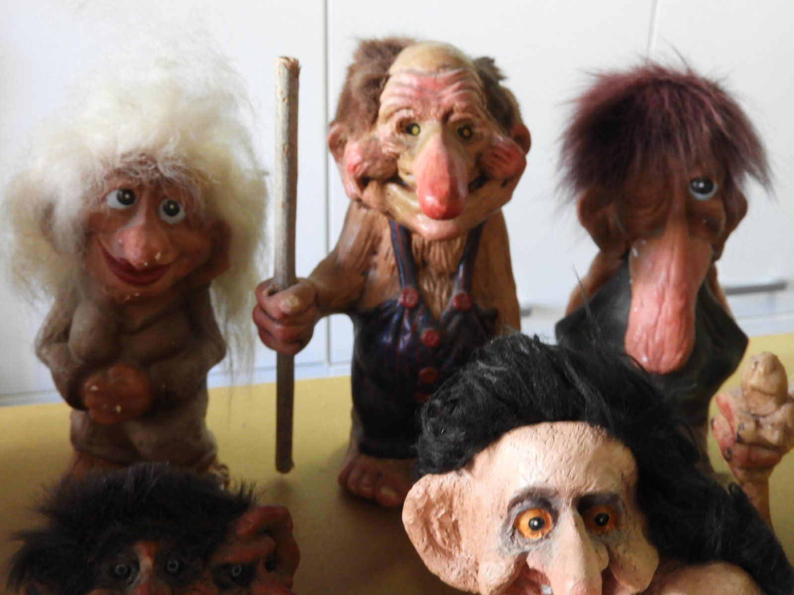 Statuette: TROLL'S 6  KOPIERTE NY FORM KERAMIK TROLL'S – Usato da Ettingen venduto da troll-mutter 1