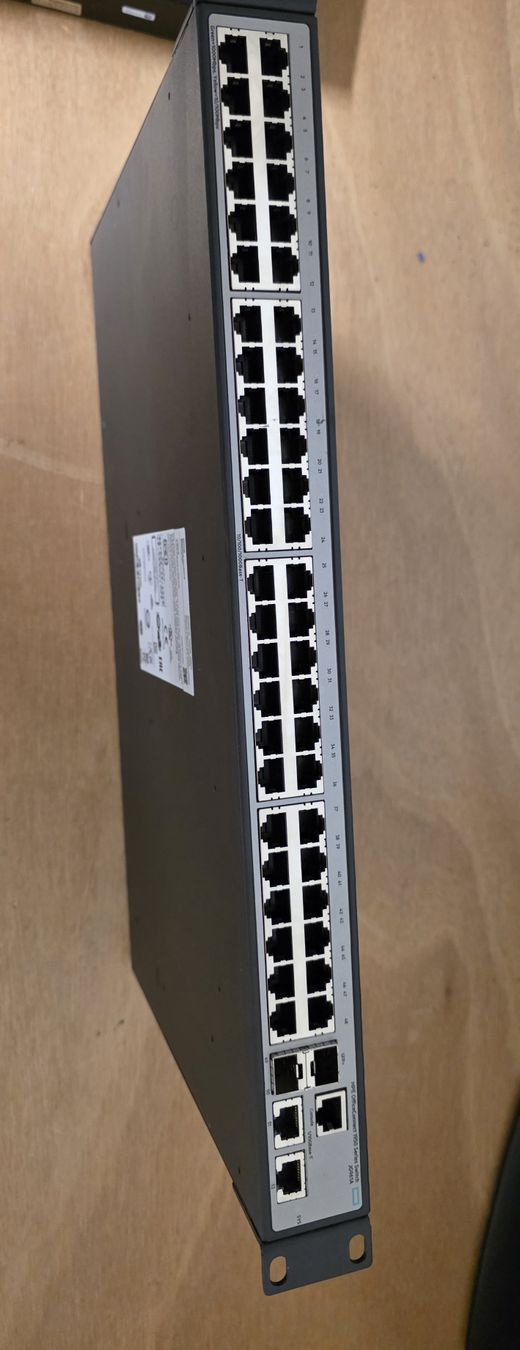 Interruttori: HPE OfficeConnect 1950 Switch JG961A – Usato da Zweisimmen venduto da jun_9mrz 1