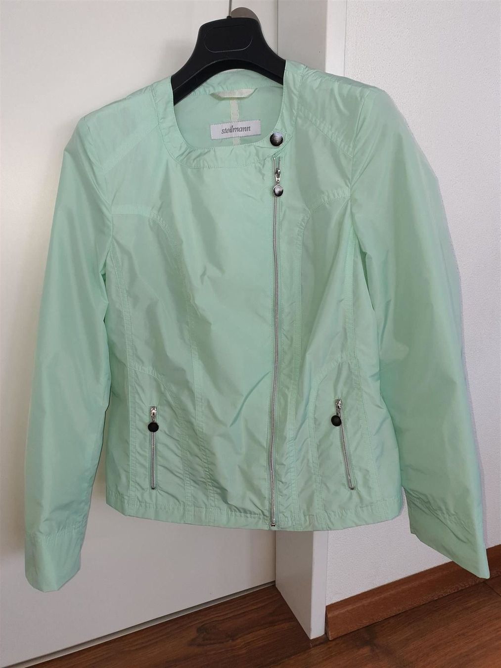 Jacken: Wunderschöne Übergangs- / Herbst Jacke Gr. 38 – Gebraucht aus Buchrain von regenblume3