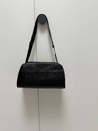 schwarze Echtleder-Tasche 