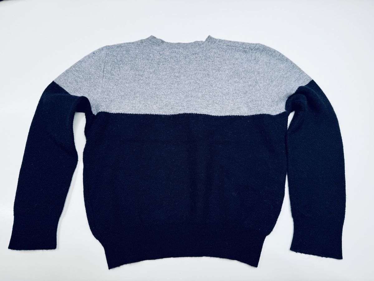 Maglioni & Felpe: Aston Martin Pullover, Grösse 5, Top Zustand! – Usato da Meggen venduto da kammann 1