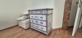 Kommode Holz shabby chic weiss gewischt mit vier Schubladen
