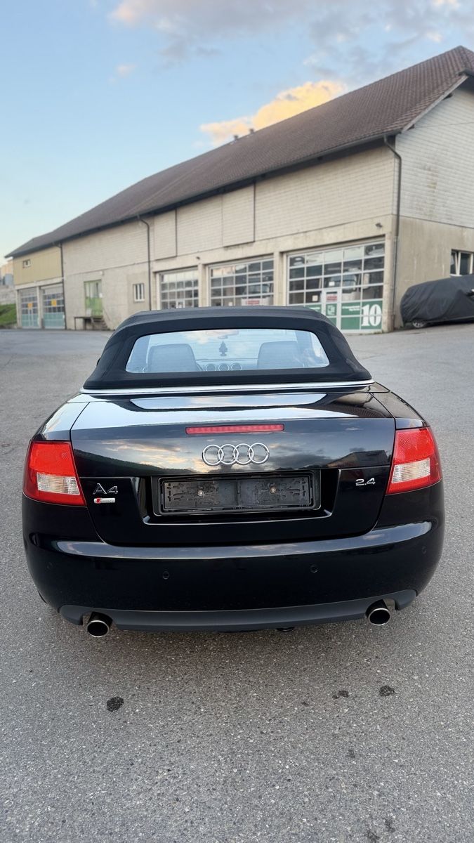 Autos: AUDI A4 CABRIOLET AUTOMAT – D'occasion à Wittenbach par lindi. 1