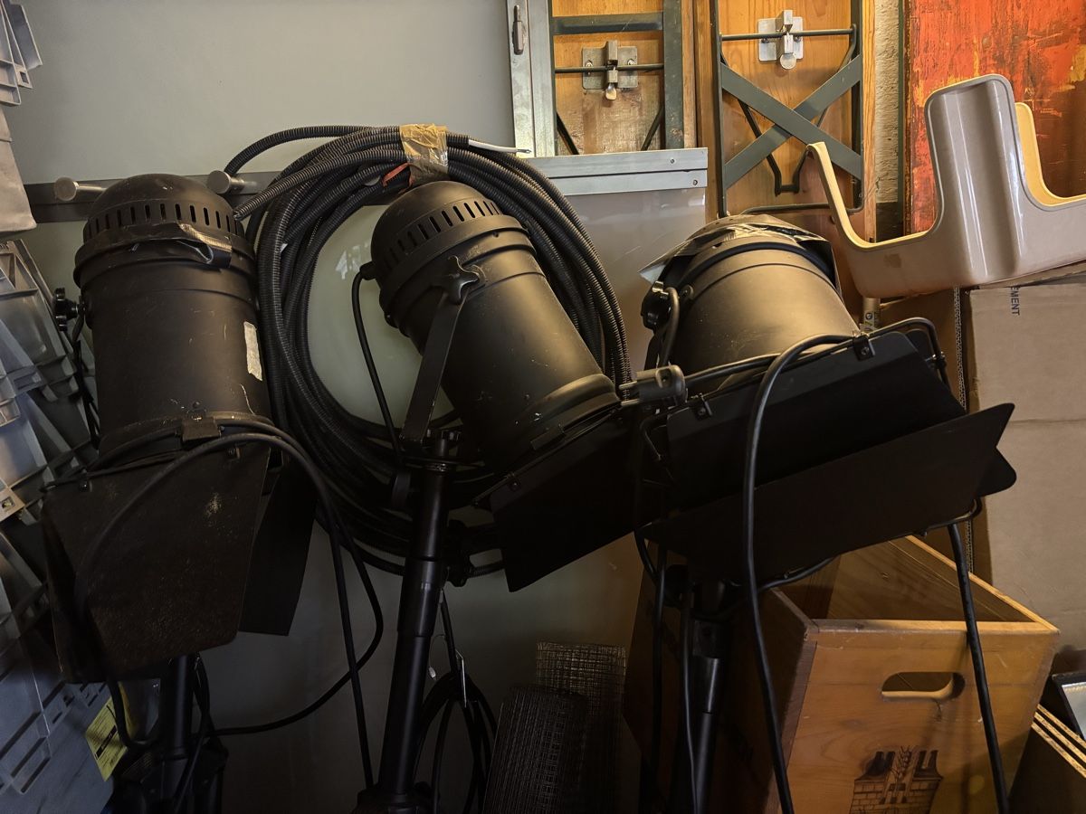 Lampes: Profi Scheinwerfer Eurolite, Schwarz! – D'occasion à Pfyn par Allround-Stephan 5